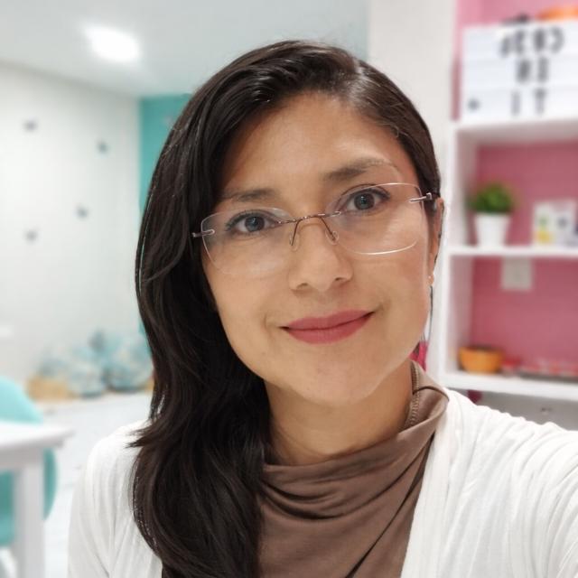 Lorena Quinde, psicóloga clínica